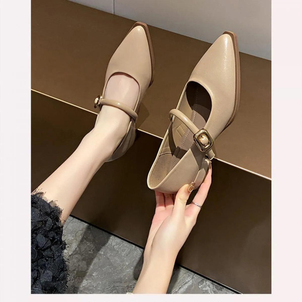 2024 Nuove Donne Piatto di Colore Della Caramella delle Donne Punta Rotonda Retro Singoli Scarpe Una Parola Fibbia Rotonda Mary