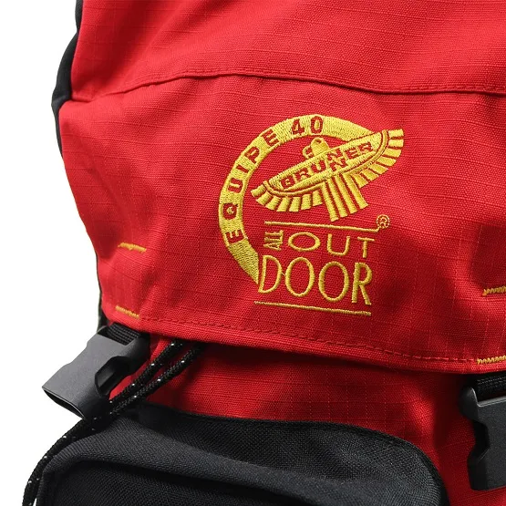 Brunner zaino equipe 40L colore nero e rosso