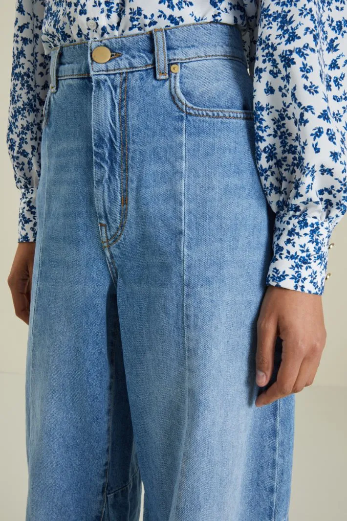 Jeans svasati in denim