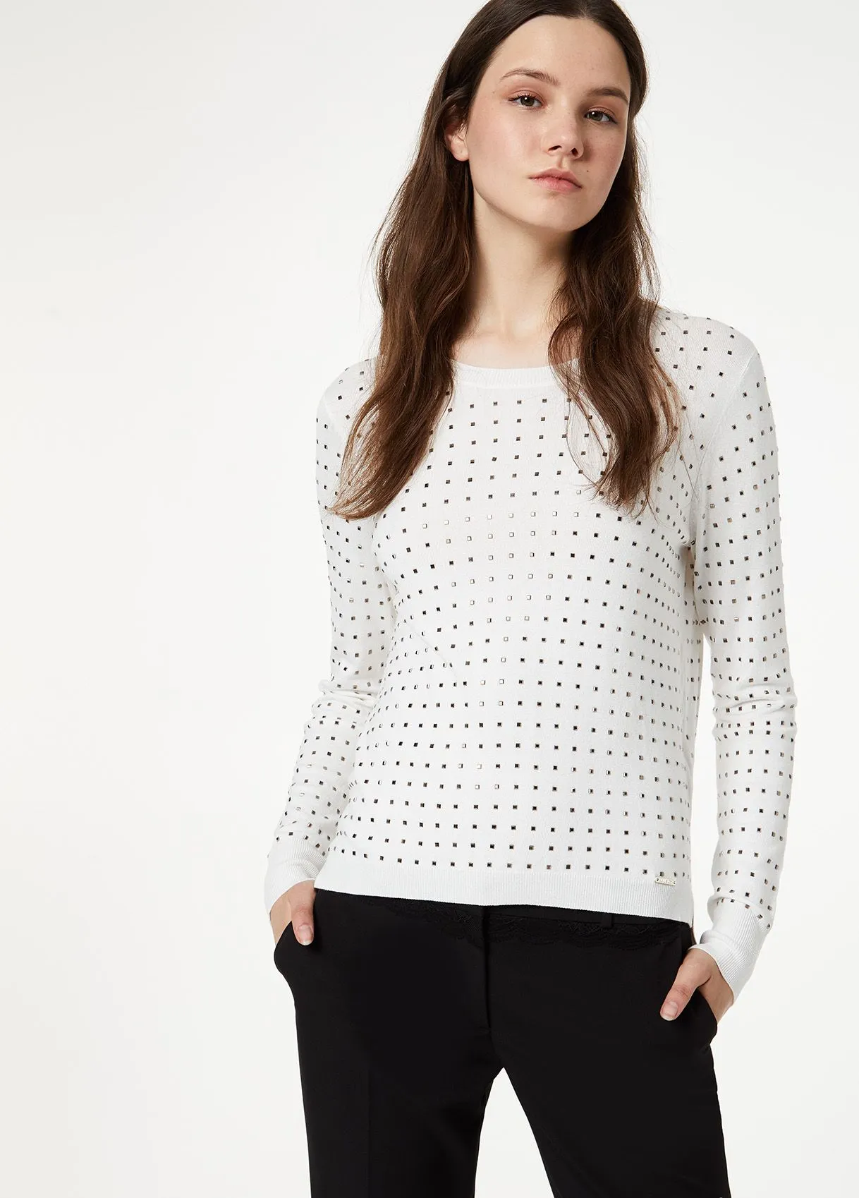 Maglia con borchie
