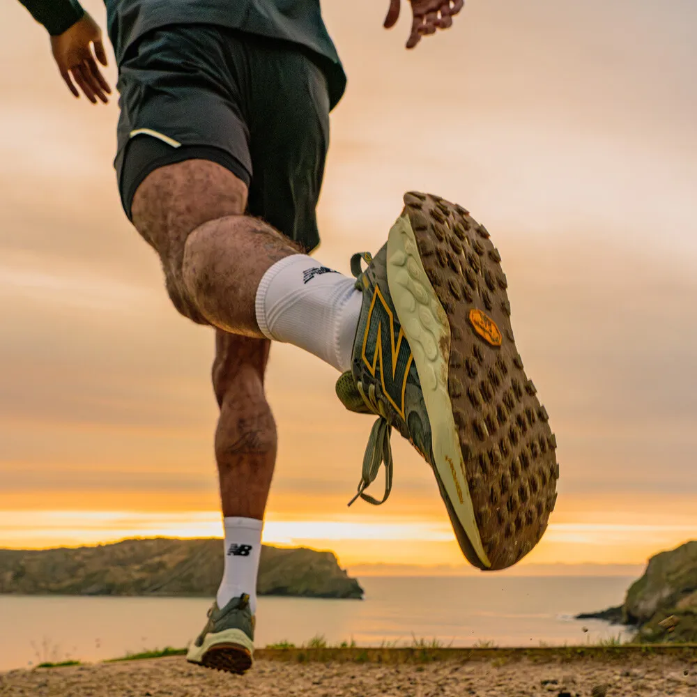 New Balance Fresh Foam X Hierro v8 scarpe da trail running- SS24