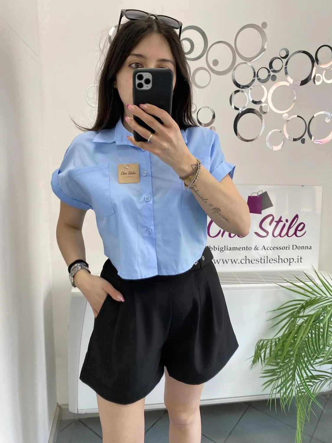 NEW Shorts in tessuto tinta unita