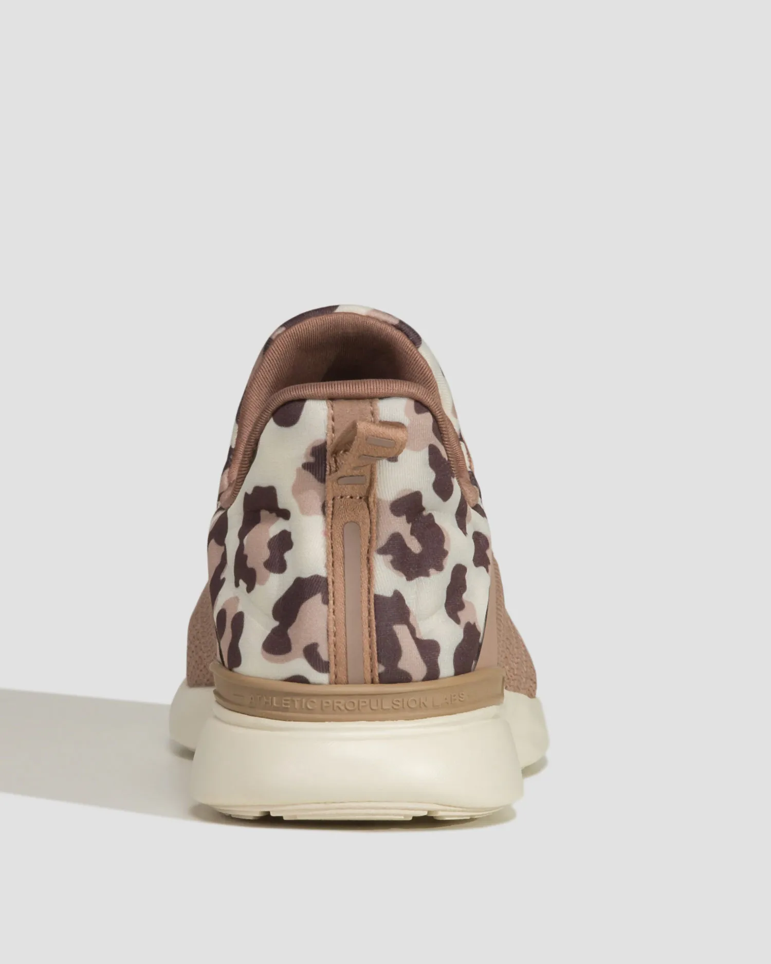 Scarpe APL TECHLOOM TRACER 22011221215-almond-pristine-leopard