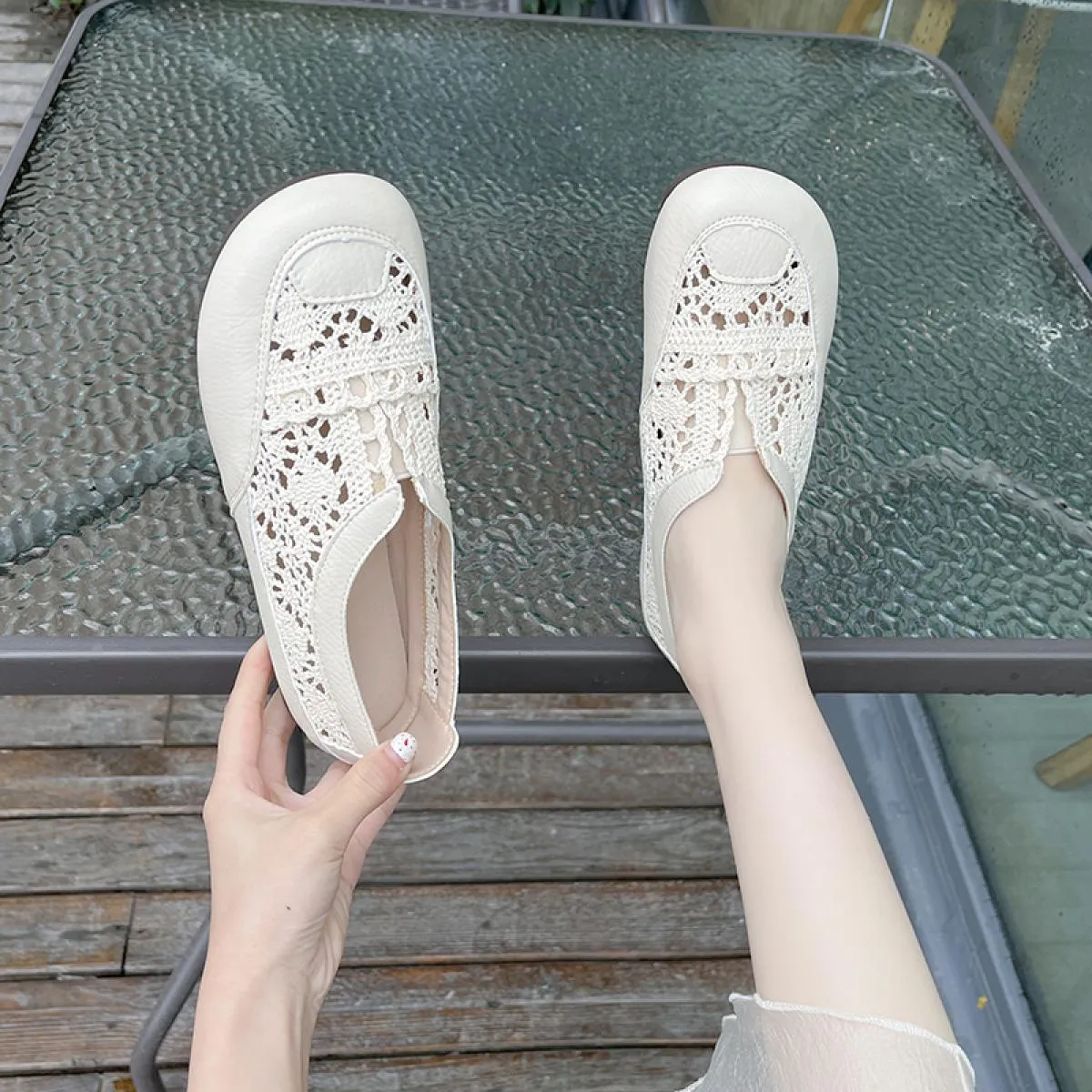 Scarpe da donna 2023 Estate nuovo fondo morbido mesh traspirante scarpe da pescatore pacchetto cavo testa fondo piatto una staff