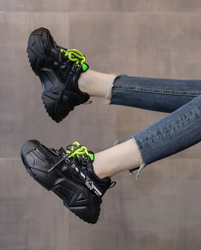 Scarpe da donna nuove per tutte le partite Scarpe bianche traspiranti con fondo spesso traspirante