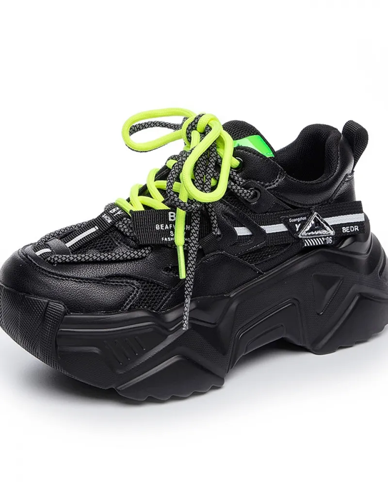 Scarpe da donna nuove per tutte le partite Scarpe bianche traspiranti con fondo spesso traspirante