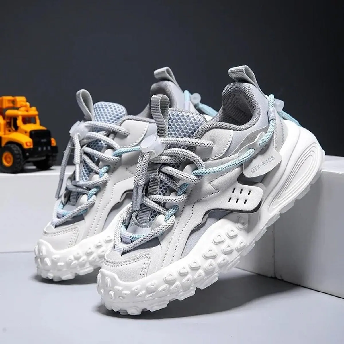 Scarpe da ginnastica per bambini Comode Alla moda Tutte le partite Primavera e autunno Spinta principale Antiscivolo Resistente