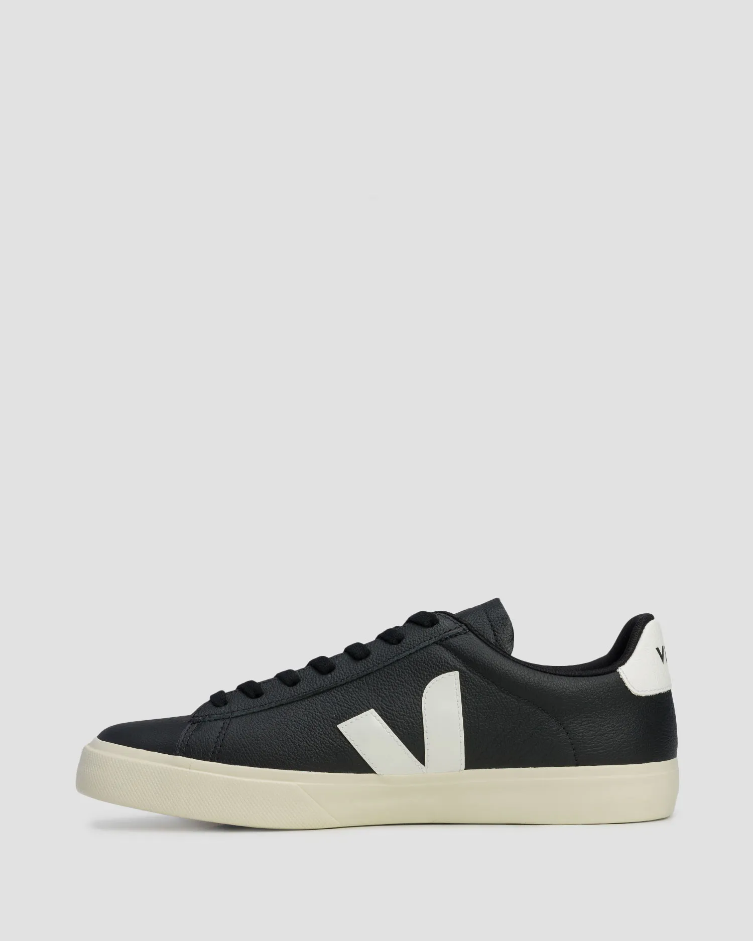 Scarpe da uomo Veja Campo nere CP0501215m-blackwhite