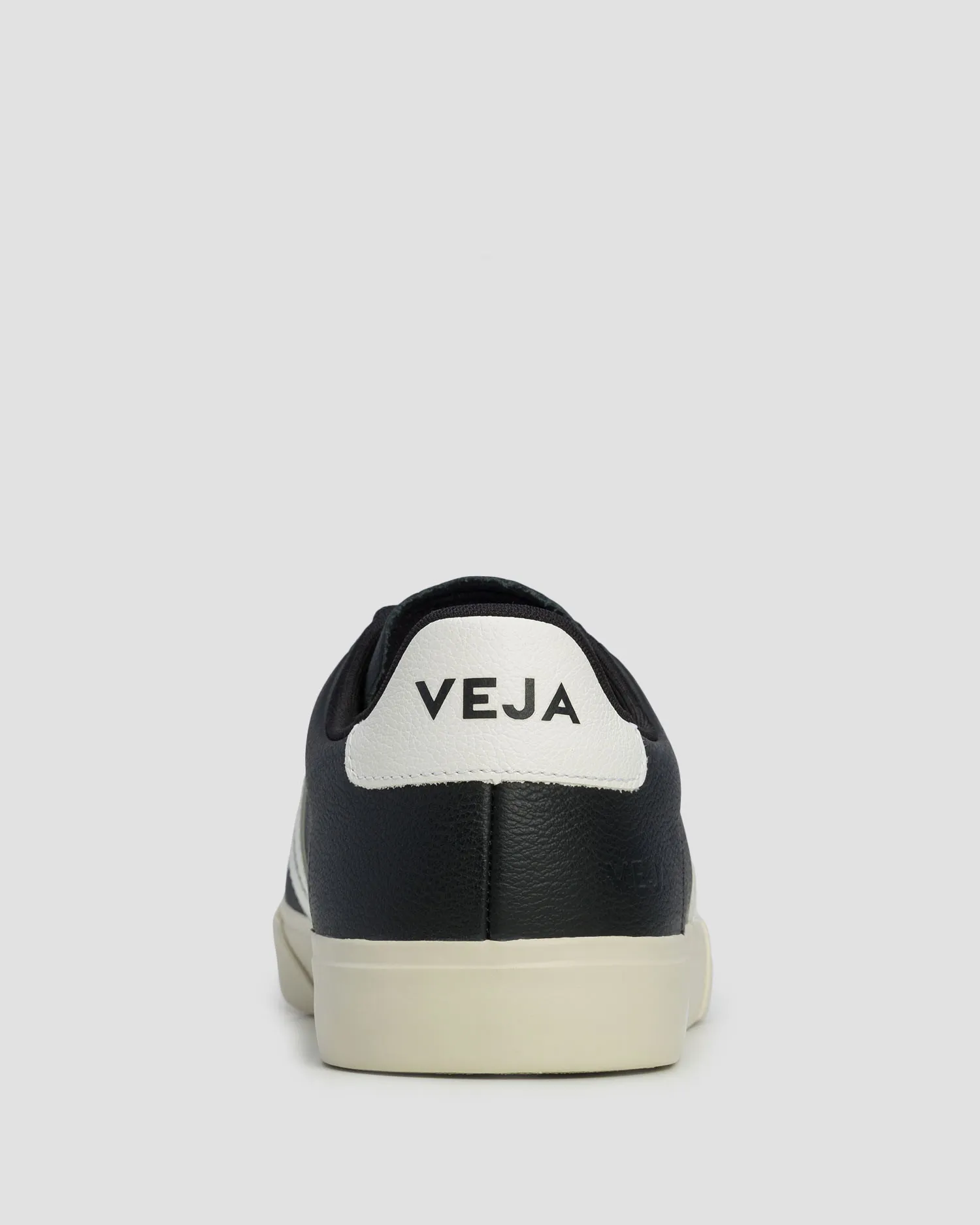 Scarpe da uomo Veja Campo nere CP0501215m-blackwhite