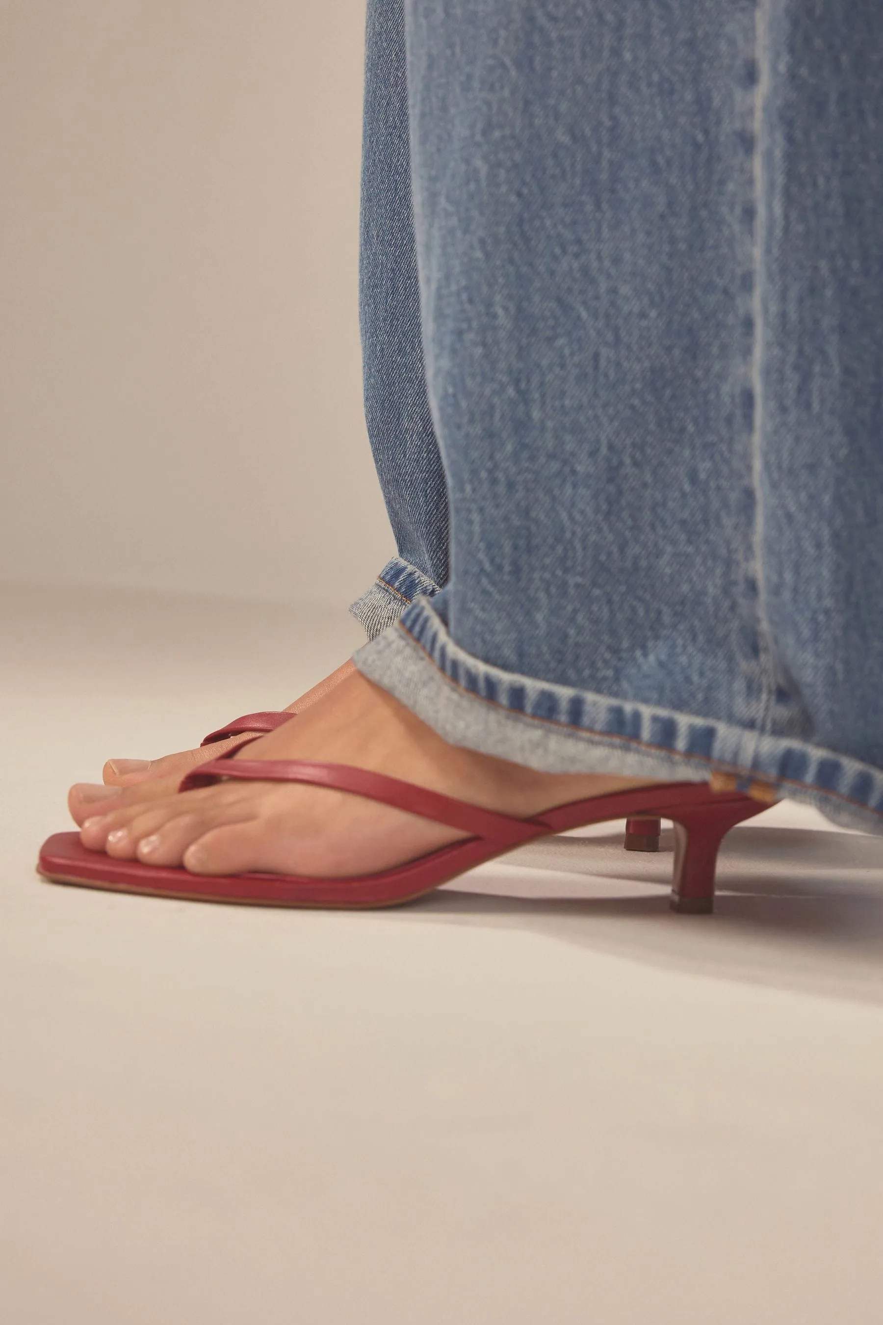 Signature - Sabot infradito in pelle con tacco