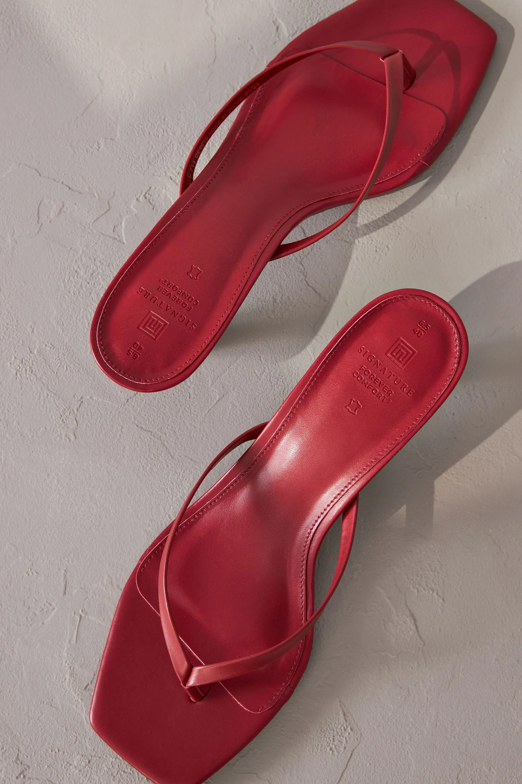 Signature - Sabot infradito in pelle con tacco