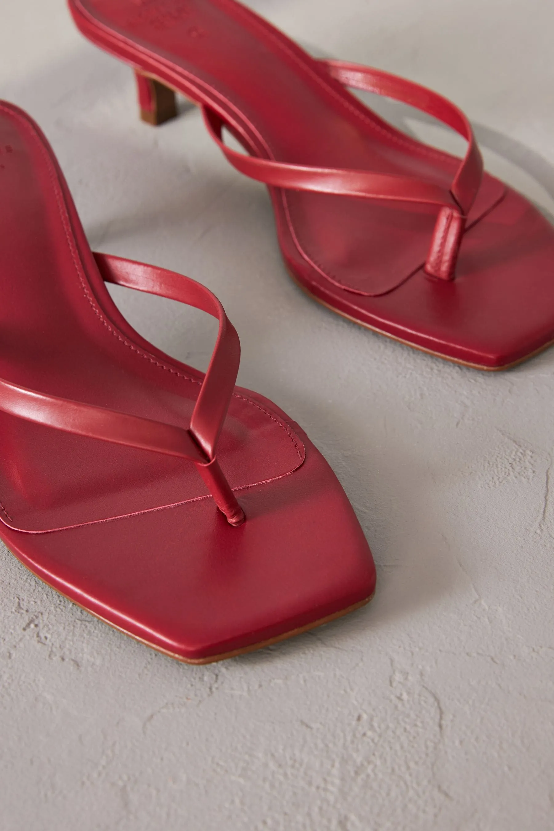 Signature - Sabot infradito in pelle con tacco