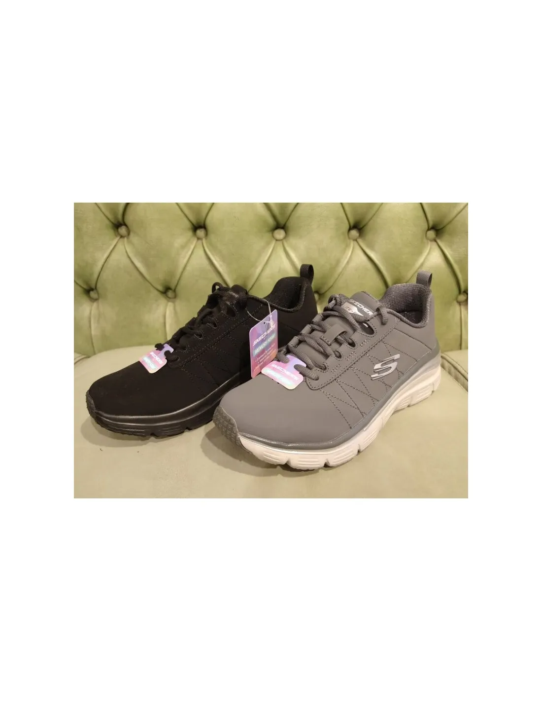 Skechers Fashion Fit - True Feels