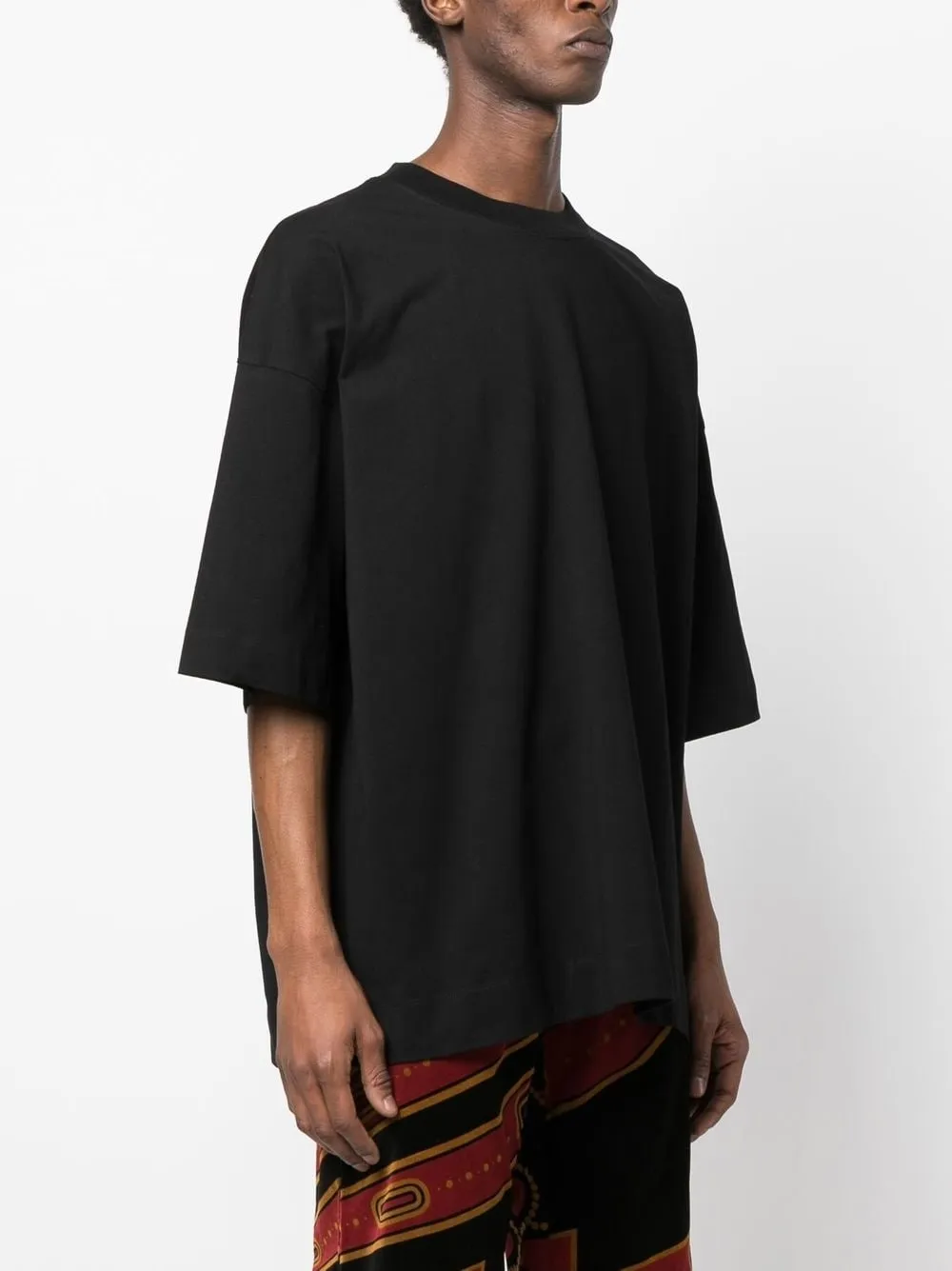 t-shirt oversize a manica corta
