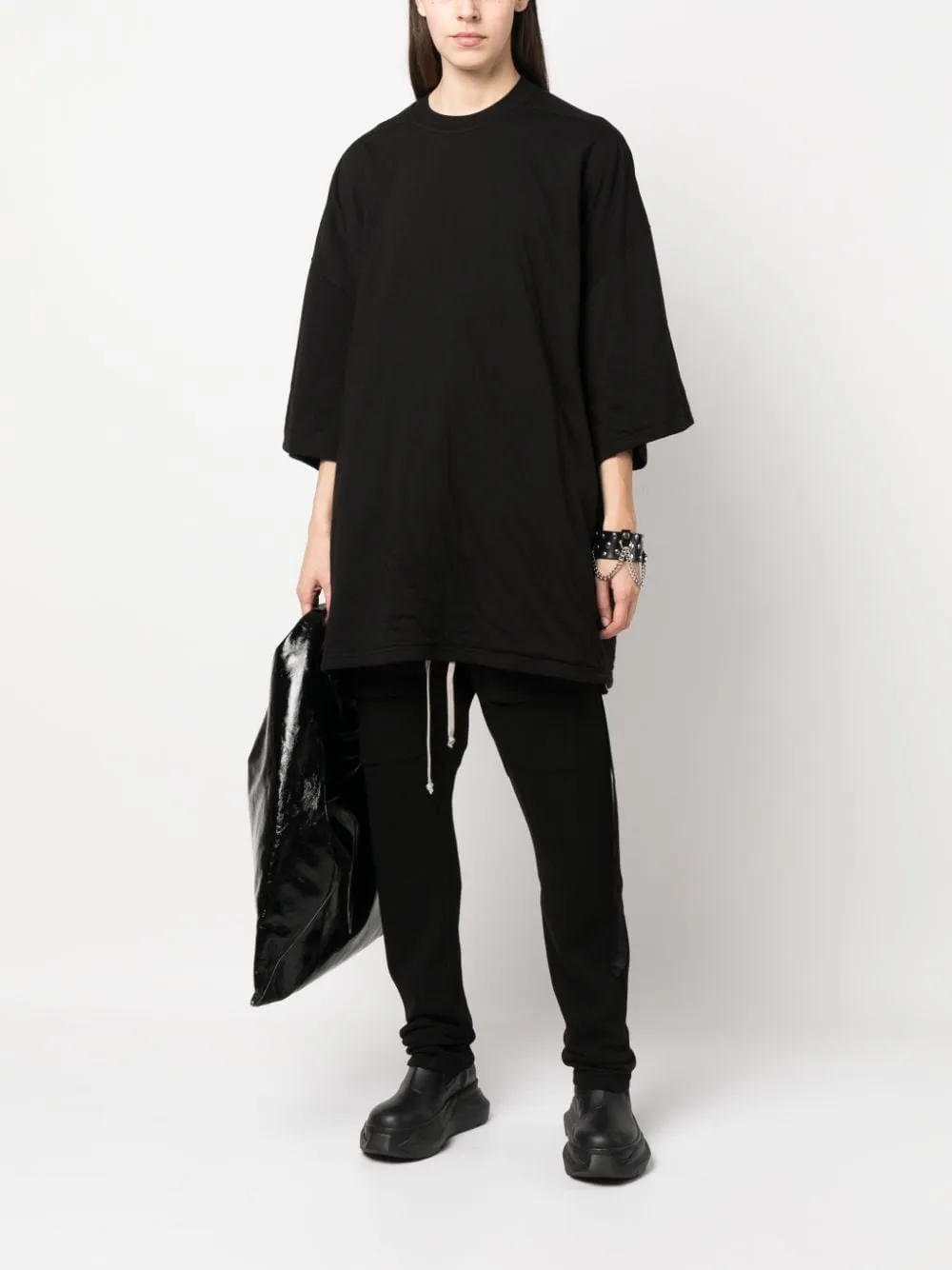 T-shirt oversize Tommy T in nero - uomo