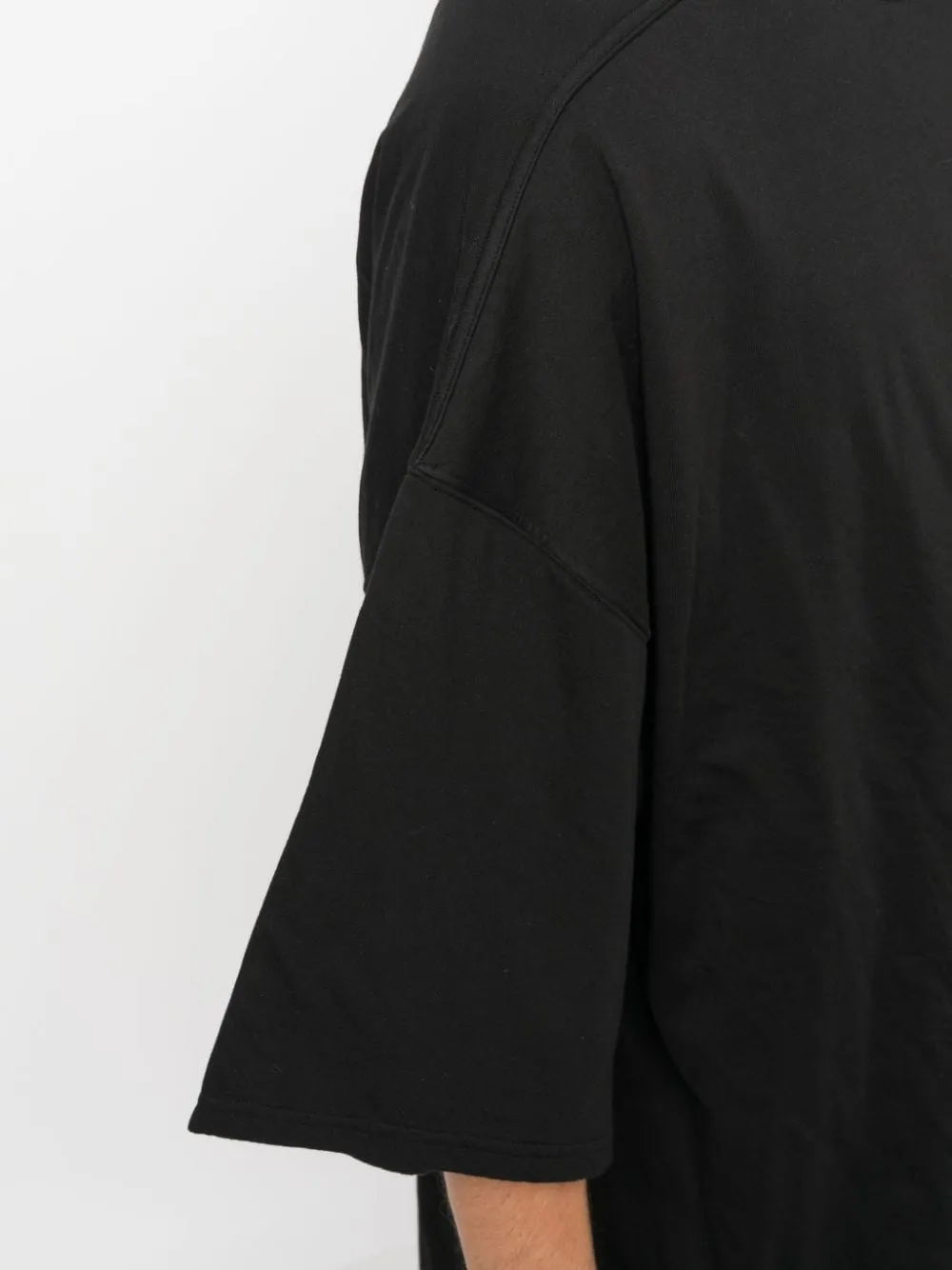 T-shirt oversize Tommy T in nero - uomo