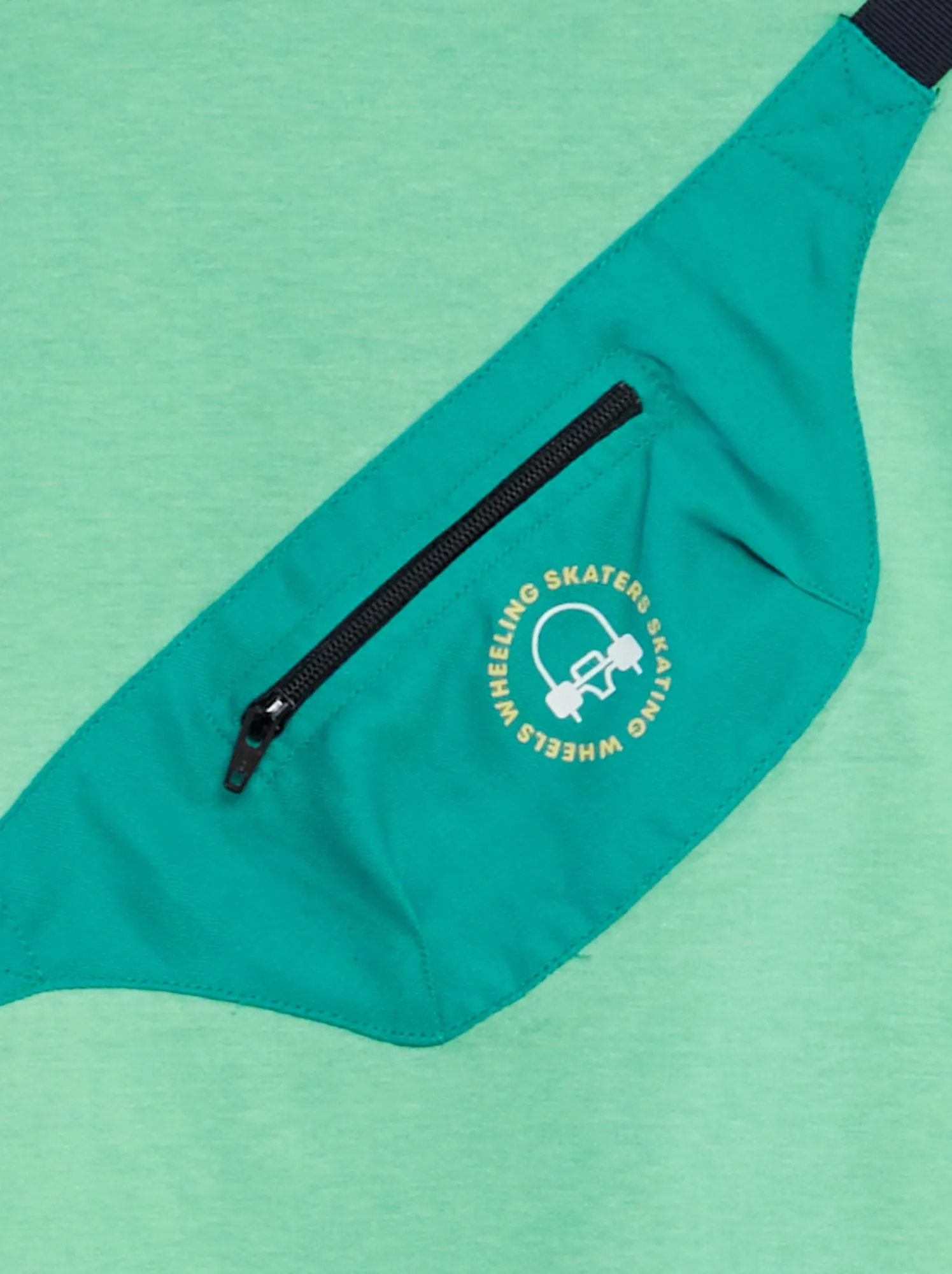 T-shirt stampata decorata - VERDE