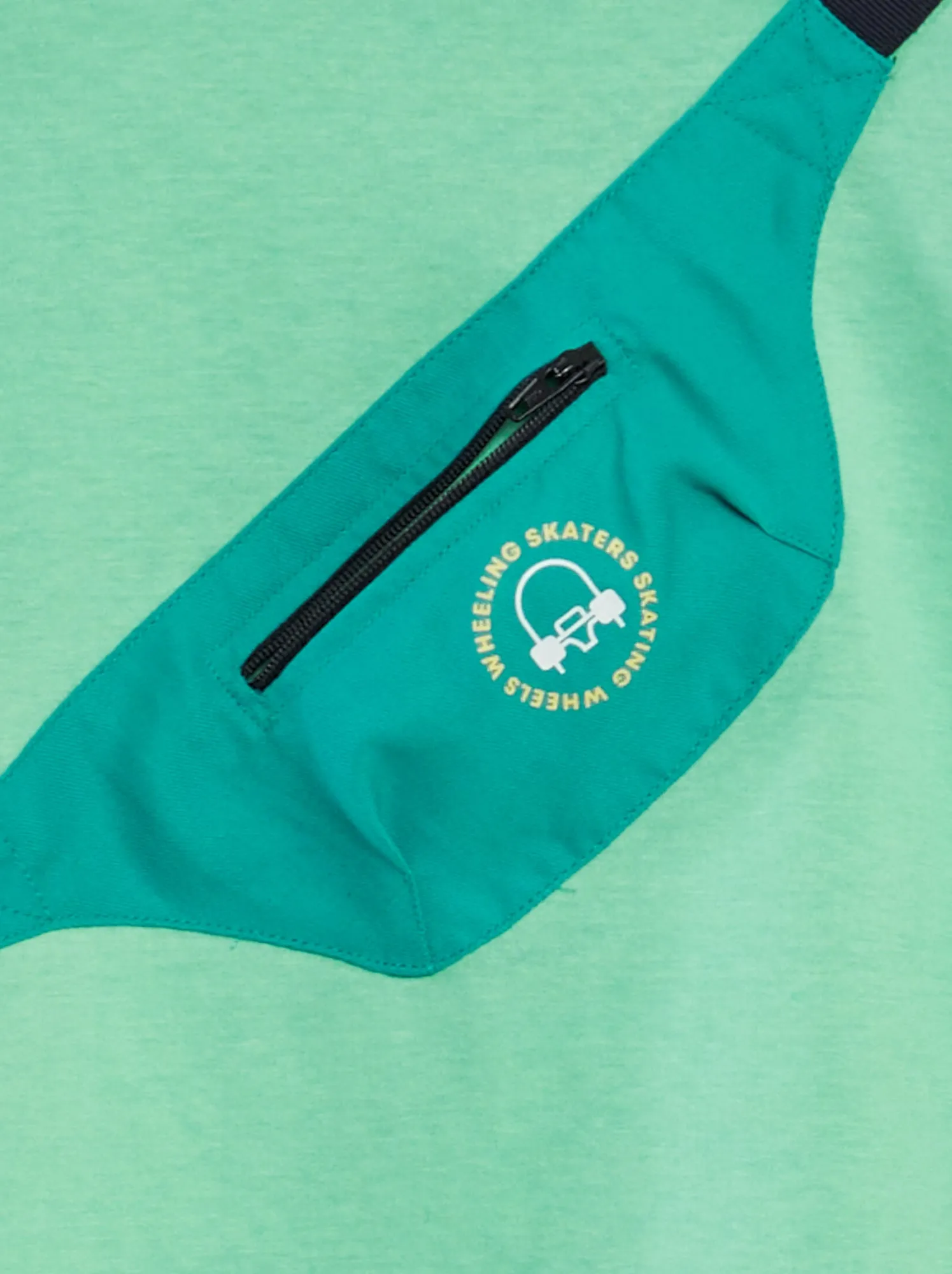 T-shirt stampata decorata - VERDE